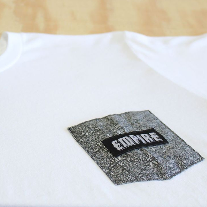 woven label on pocket tees
